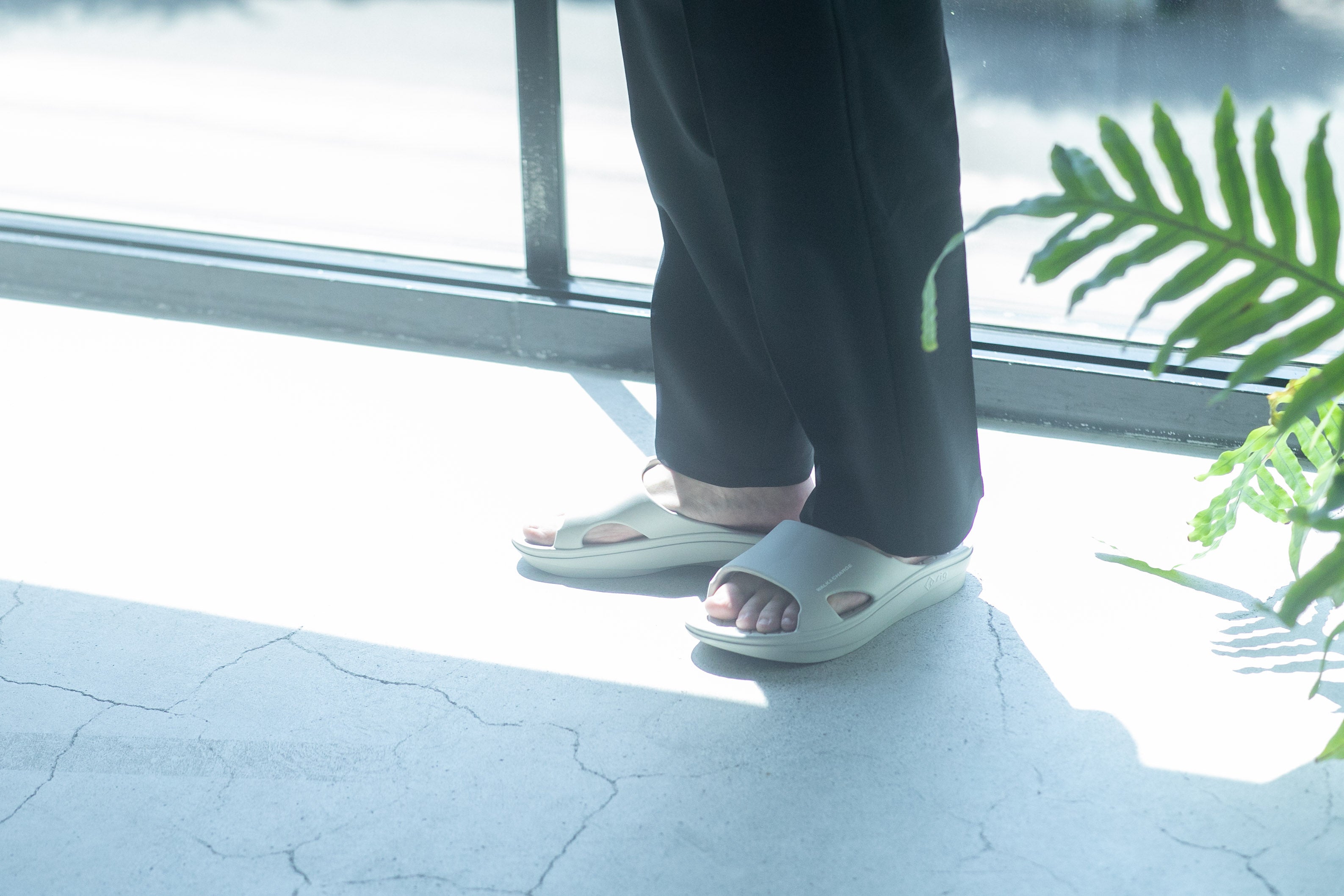 rig footwear リカバリーサンダル SLIDE 2.0