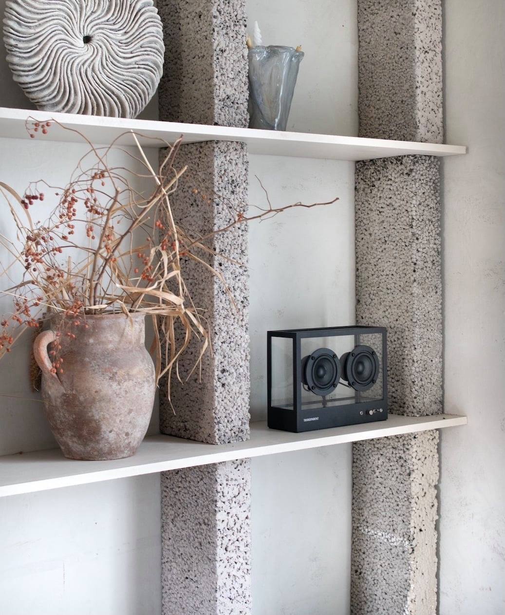 SMALL TRANSPARENT SPEAKER (BLACK)