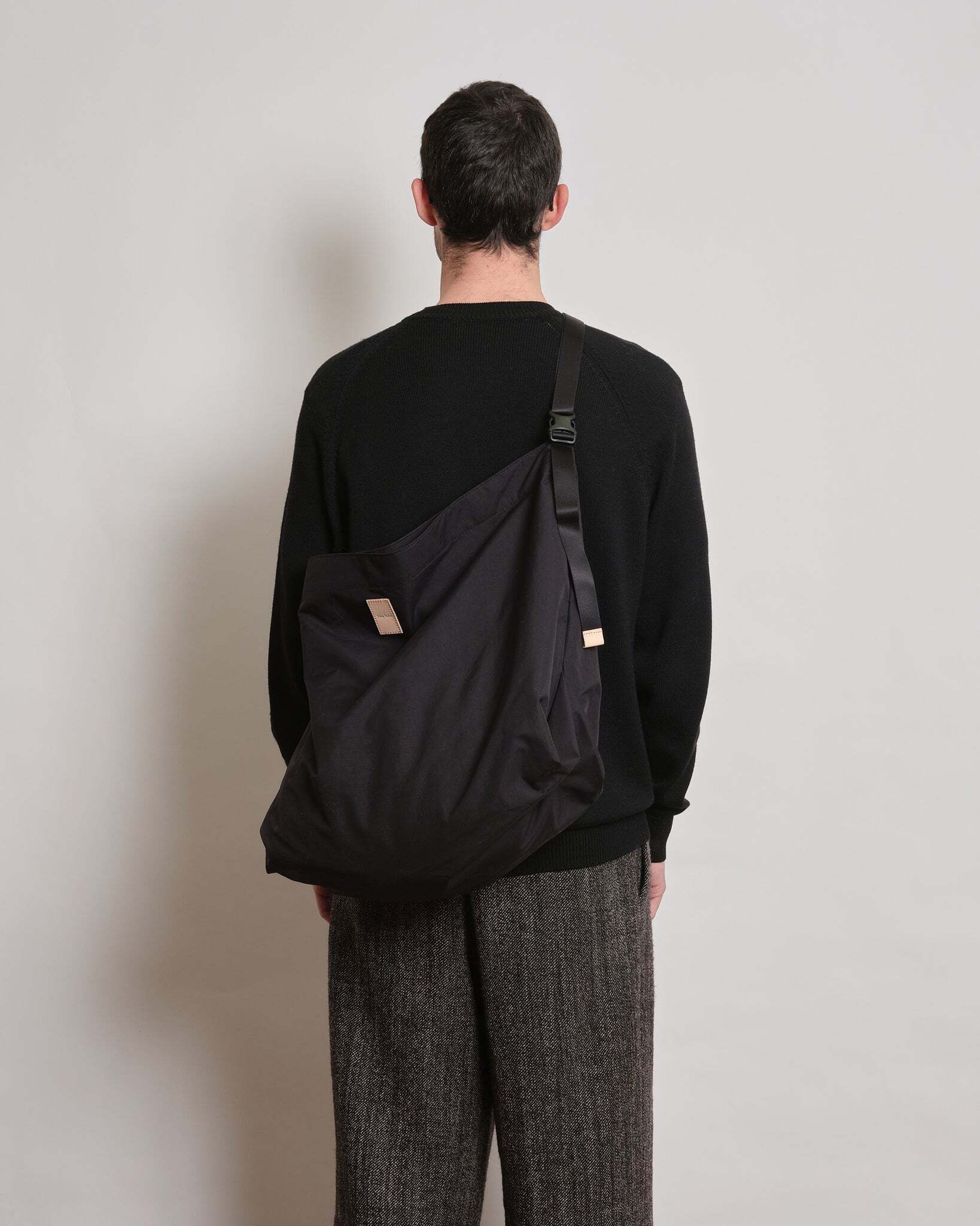 Nine Tailor Petal Bag