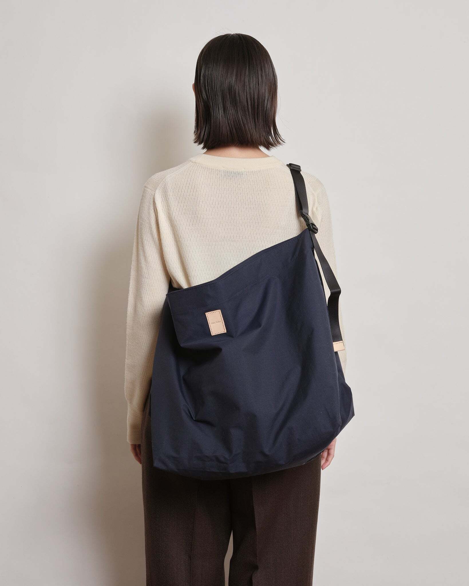 Nine Tailor Petal Bag
