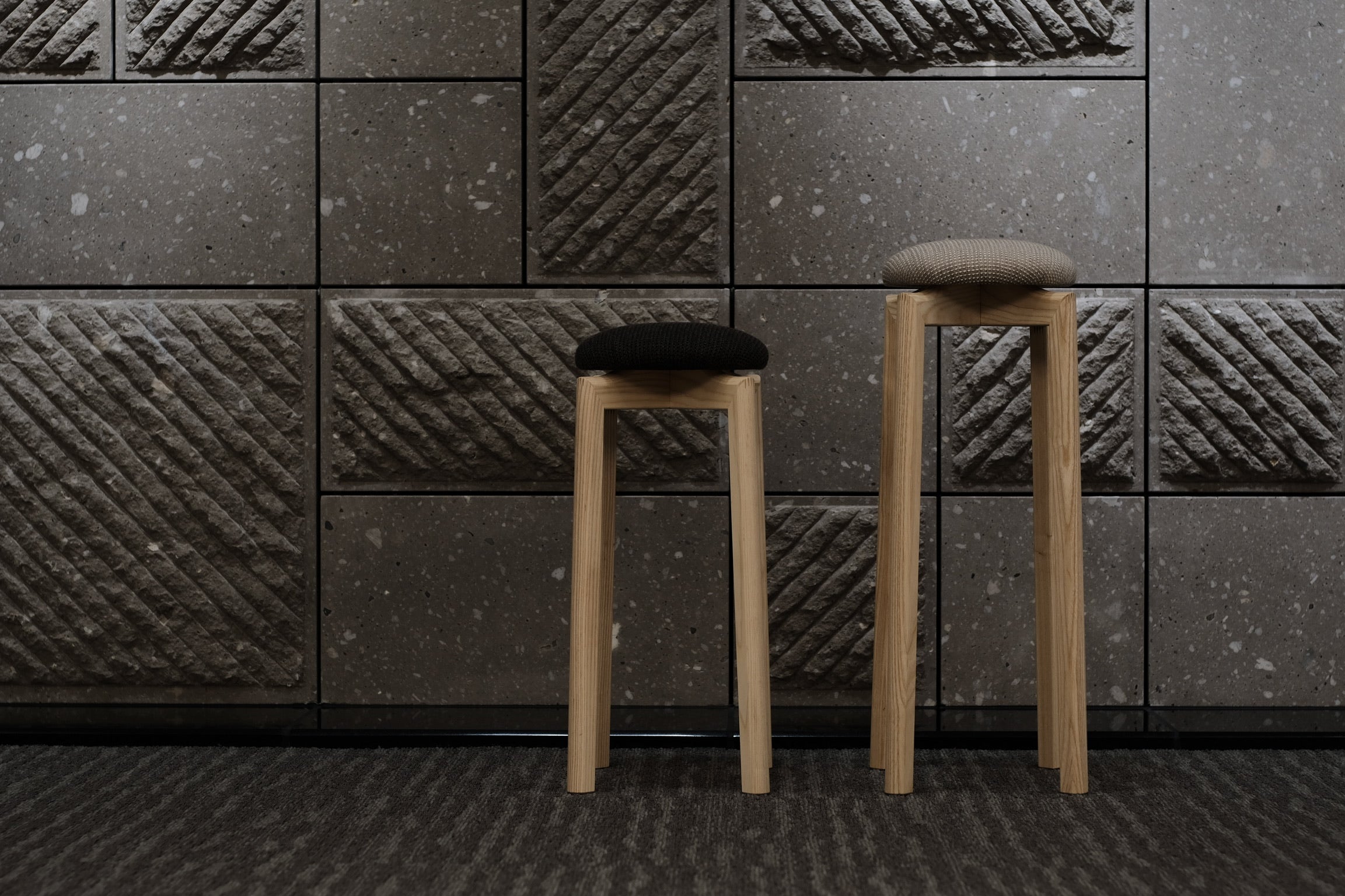 匠工芸×SUU マッシュルームスツール