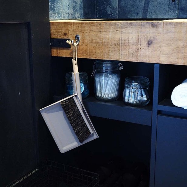 SMART DUSTPAN & BRUSH SET